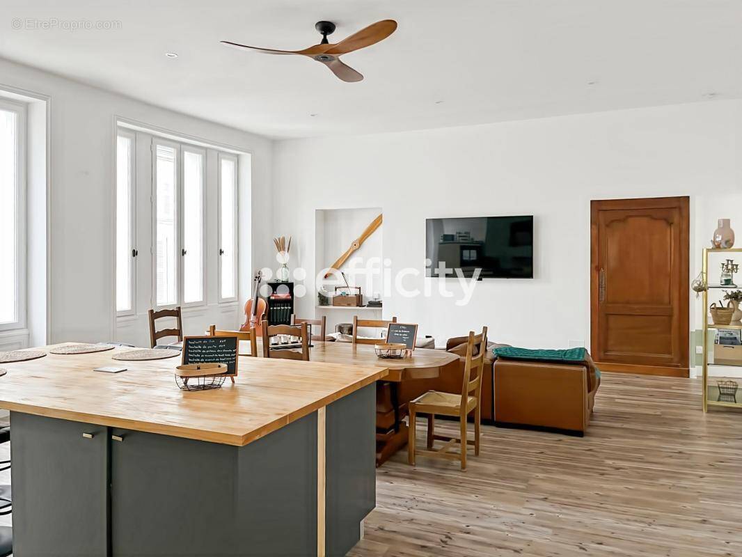Appartement à COGNAC