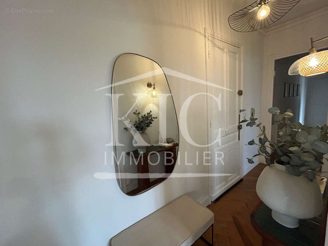 Appartement à CARCASSONNE