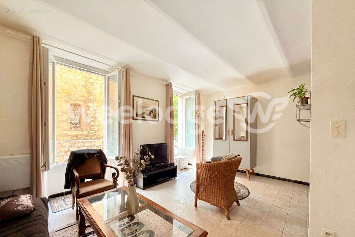 Appartement à FAYENCE