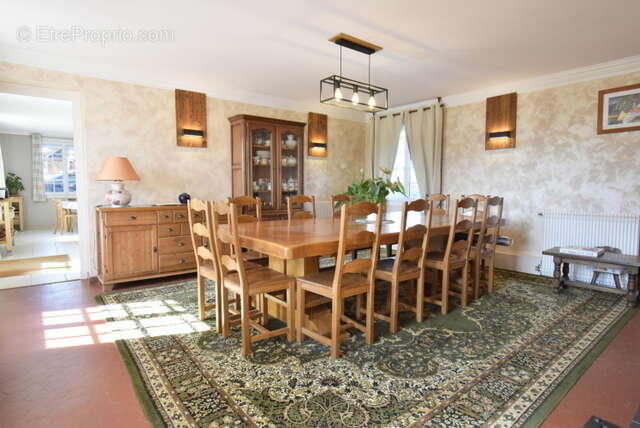 n°7 - Maison à CHAROLLES