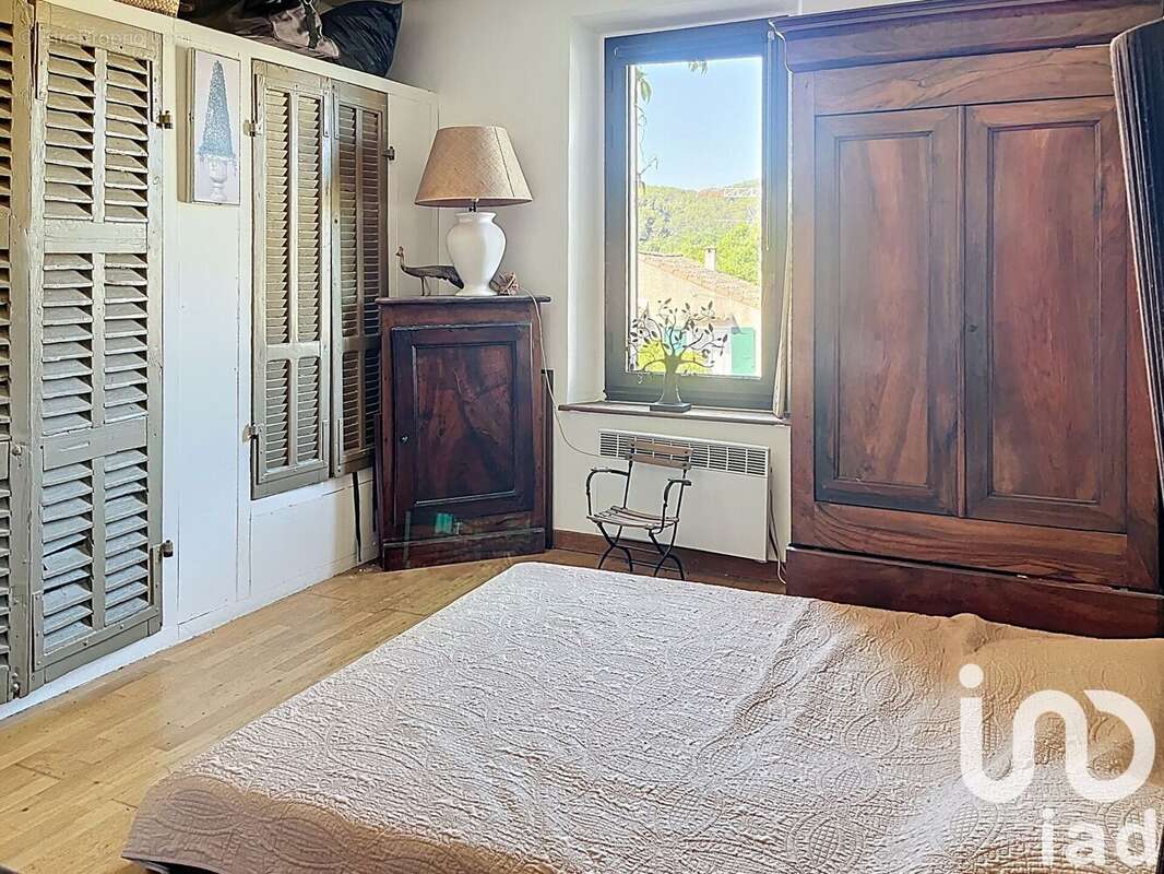 Photo 8 - Maison à LE CASTELLET