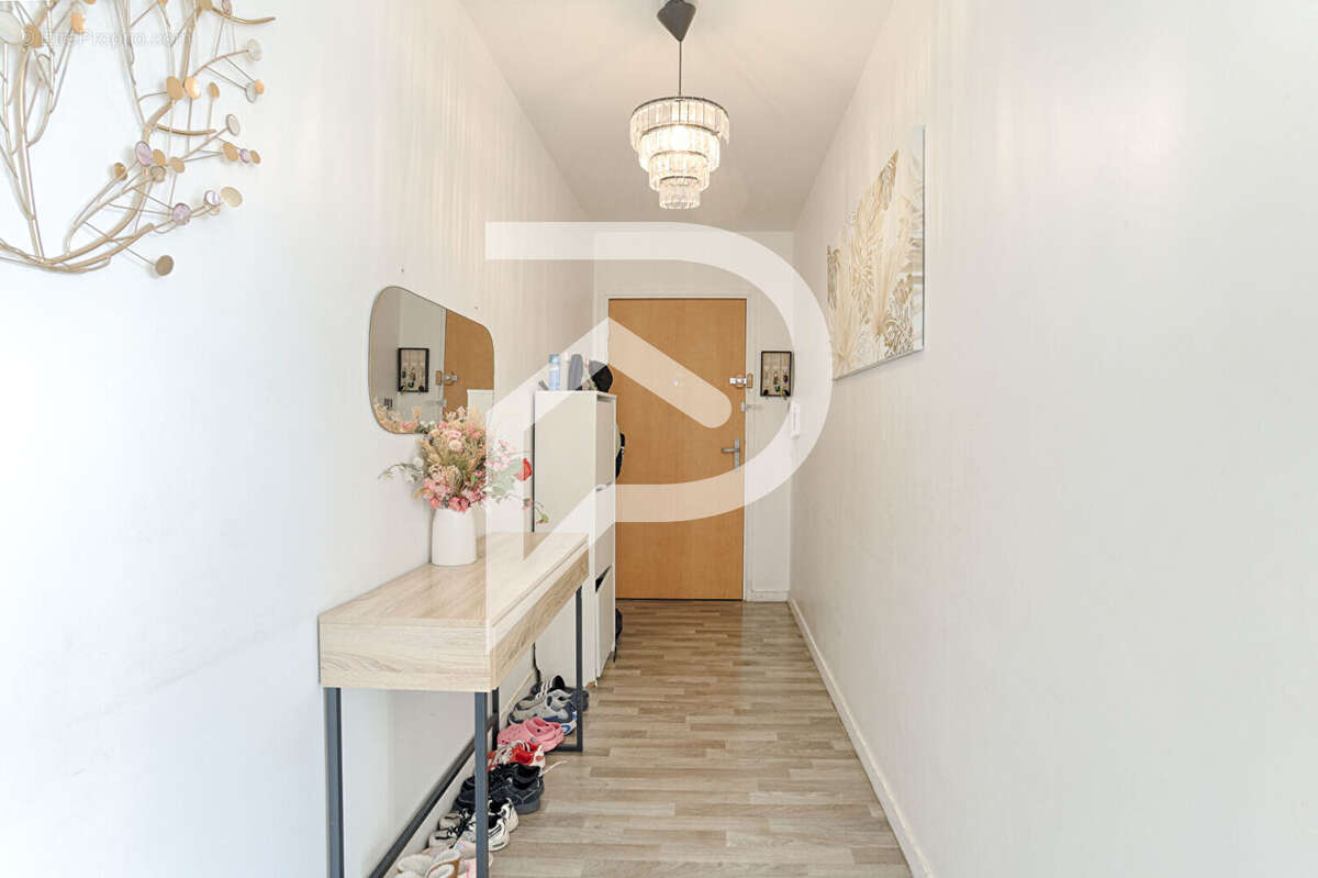 Appartement Colombes 4 pièce(s) 83.71 m2 - photo 12