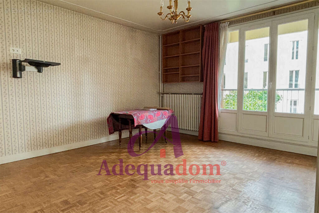 Studio avec ascenseur - Centre-ville - photo 6