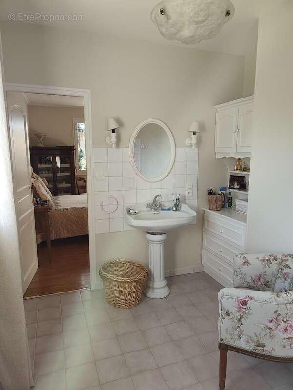 Maison à LA COURONNE