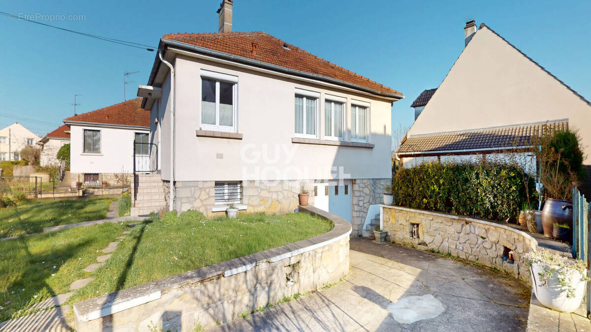 Maison à ERMONT