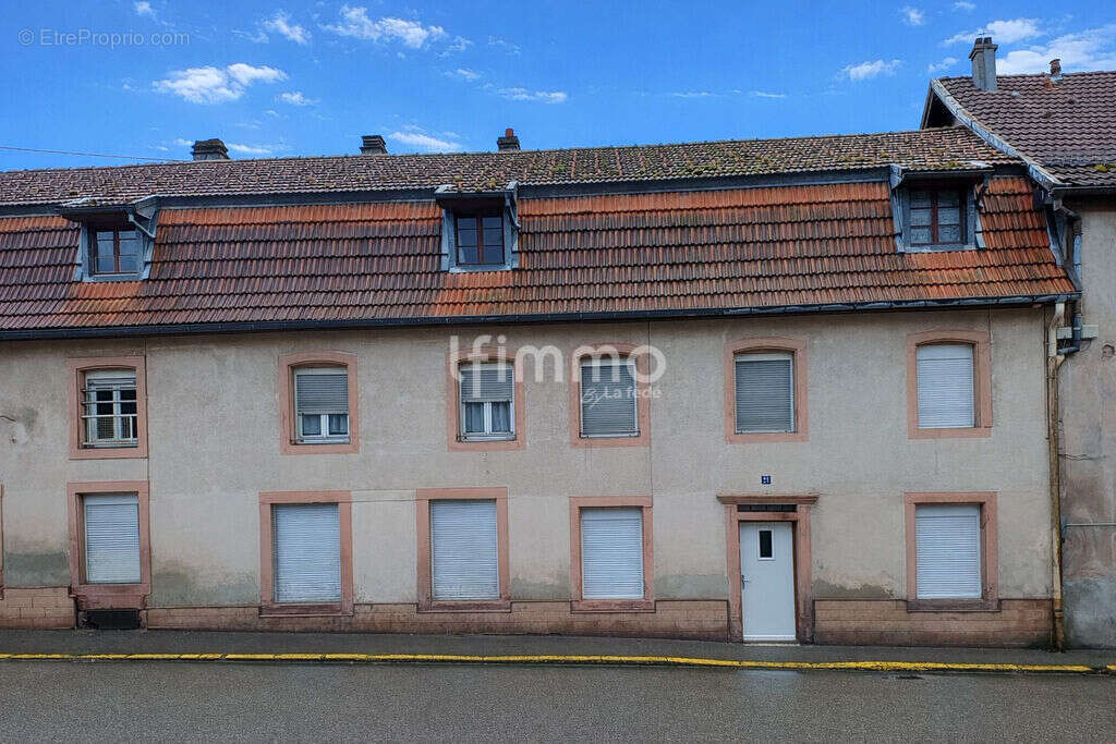 Immeuble comprenant deux logements - photo 2