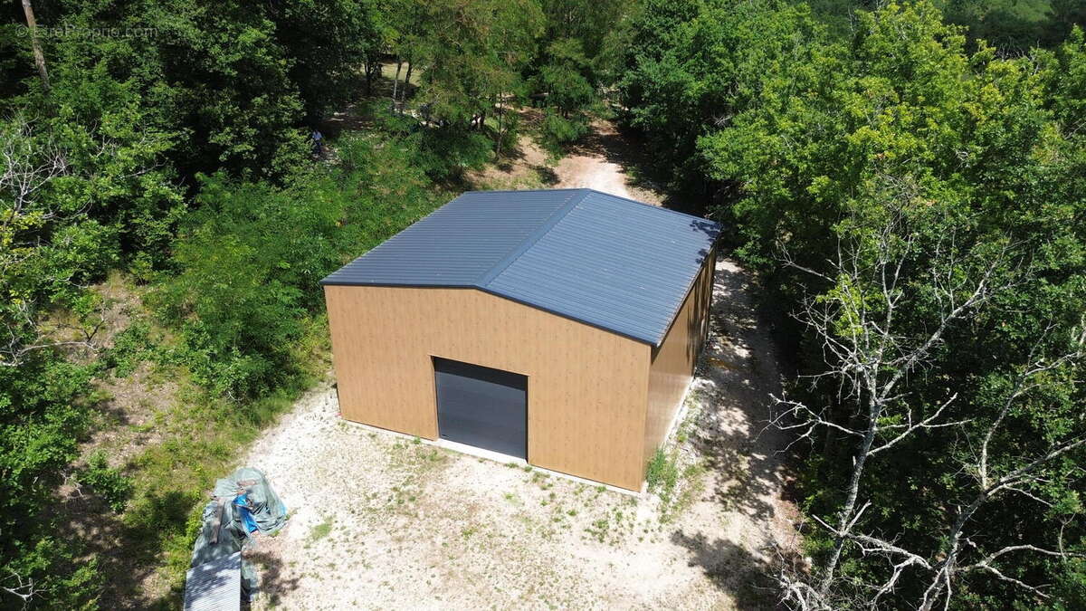Vue panoramique et nature préservée – Domaine sur 20 hectares - photo 7