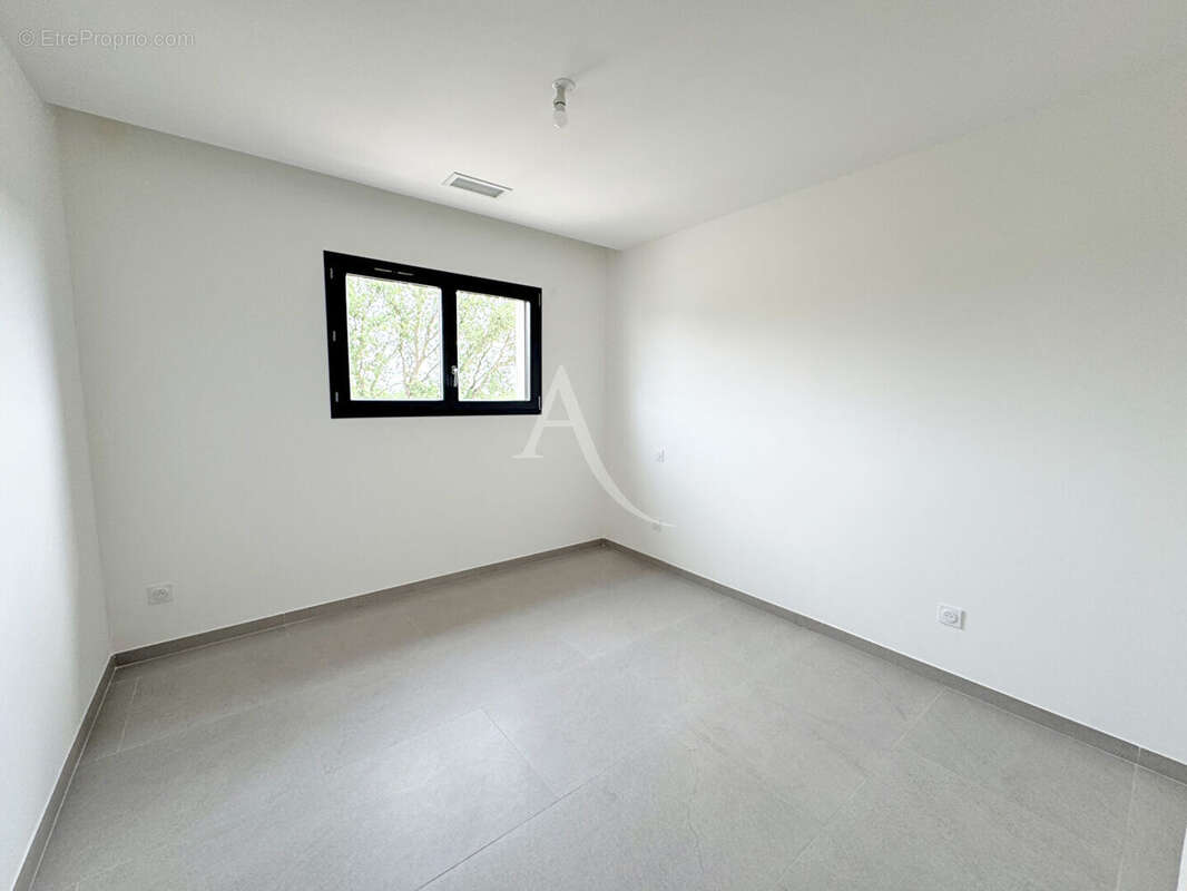 Maison à THUIR
