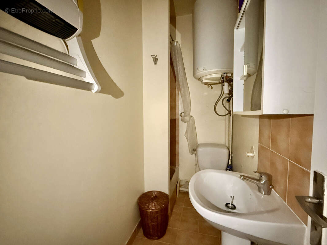 Appartement à ISSY-LES-MOULINEAUX