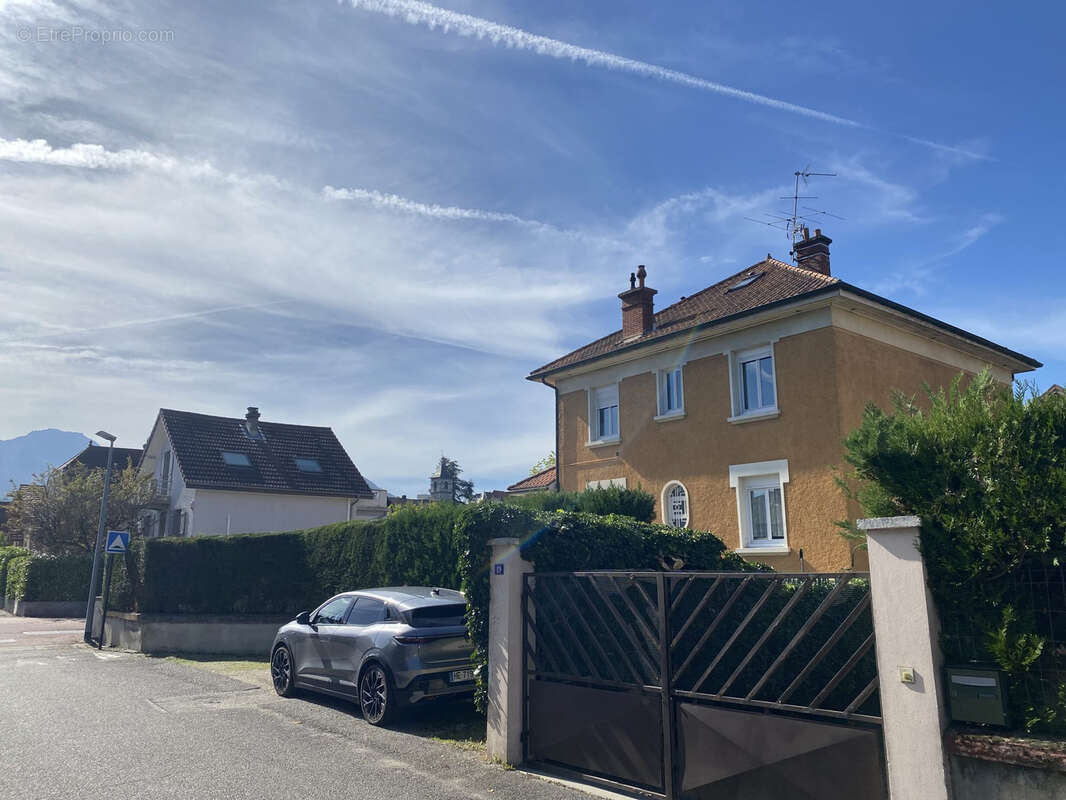 Appartement à COGNIN