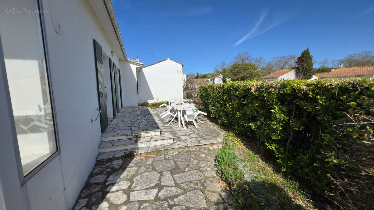 Maison à LA BREE-LES-BAINS