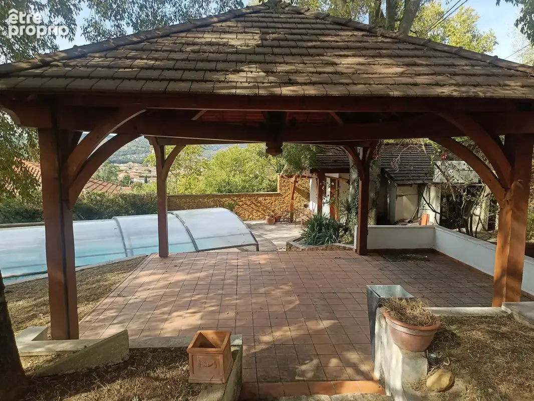 SAINT MAURICE L EXIL Maison 180m2  habitables parcelle de terrain 1500m2 piscine - photo 4