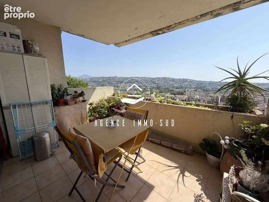Appartement 2 Pièces avec vue dégagée + Garage sur la Corniche Fahnestock - photo 2