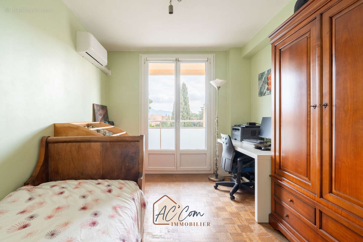 Appartement à MARSEILLE-12E