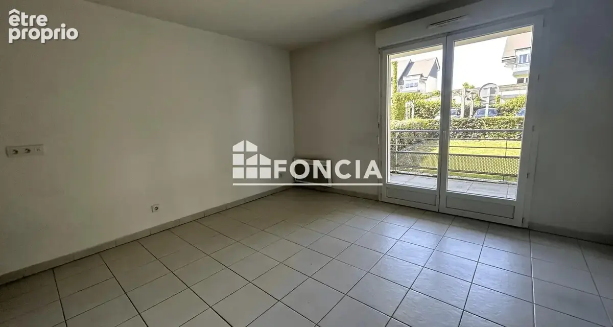 Studio avec terrasse et parking dans residence recente - photo 2