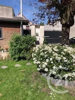 Maison à OISSERY