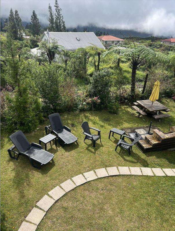 Maison à LA PLAINE-DES-PALMISTES