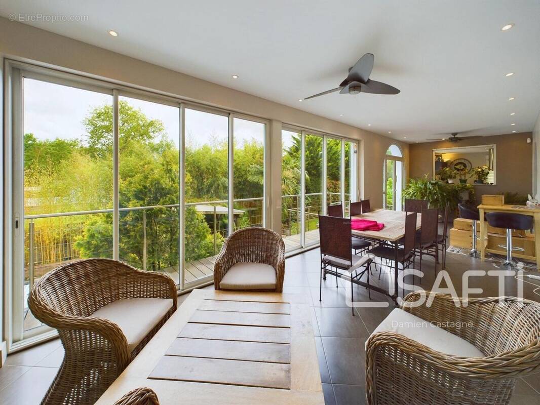 Photo 1 - Maison à MARTIGNAS-SUR-JALLE