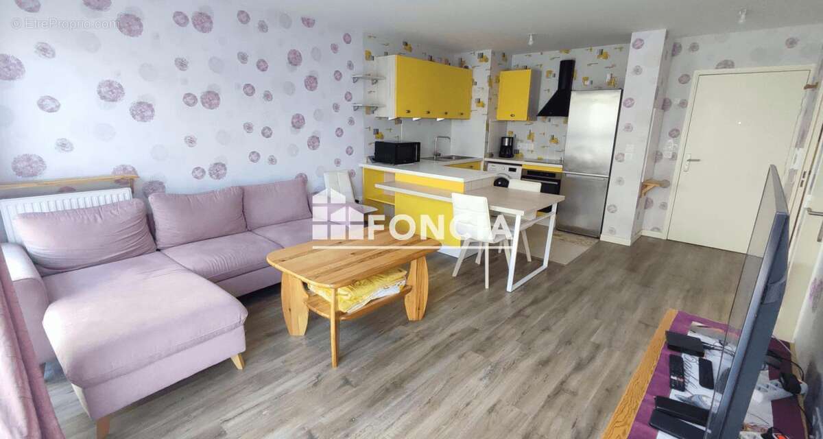 Appartement à SAINT-ARNOULT-EN-YVELINES