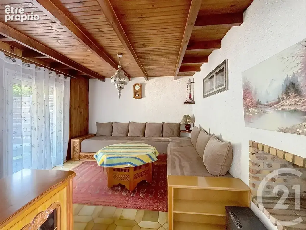 Maison 138 m² à Savigny-Le-Temple  - photo 6