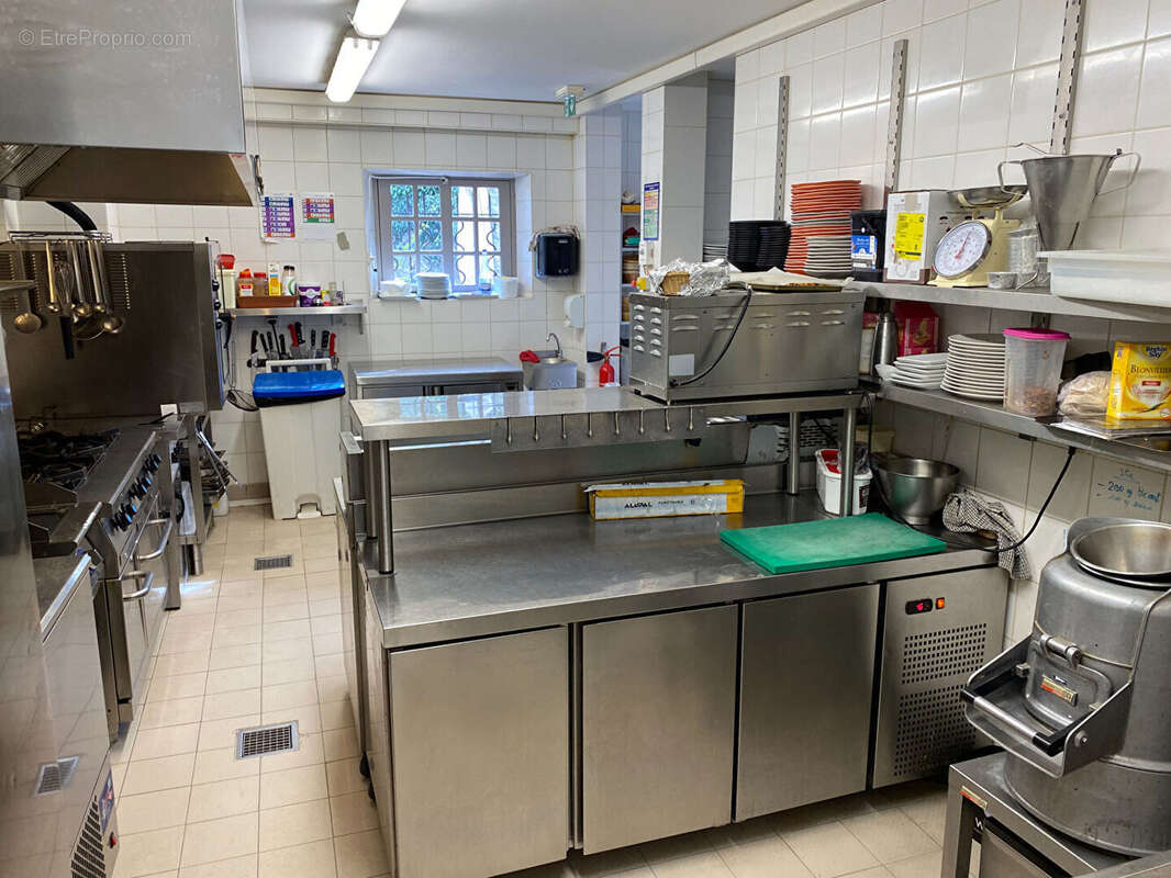 Commerce à CARCASSONNE