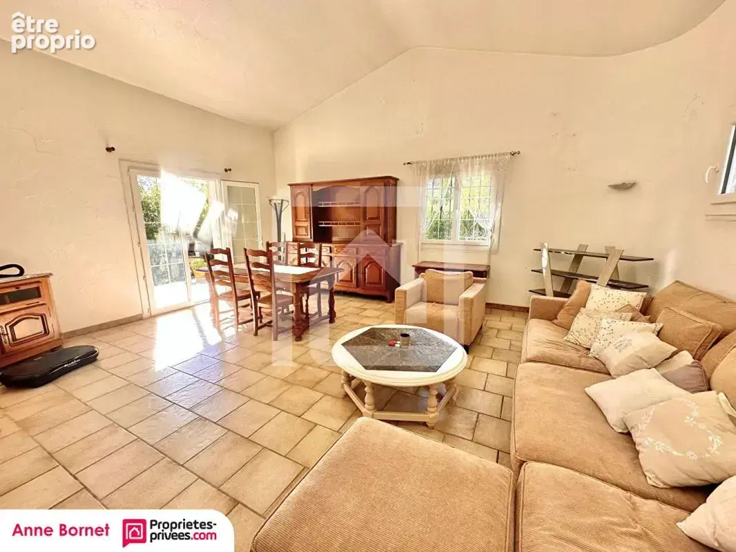 Villa individuelle 6 pièces 148 m2 avec jardin arboré, terrasse et cave - photo 4