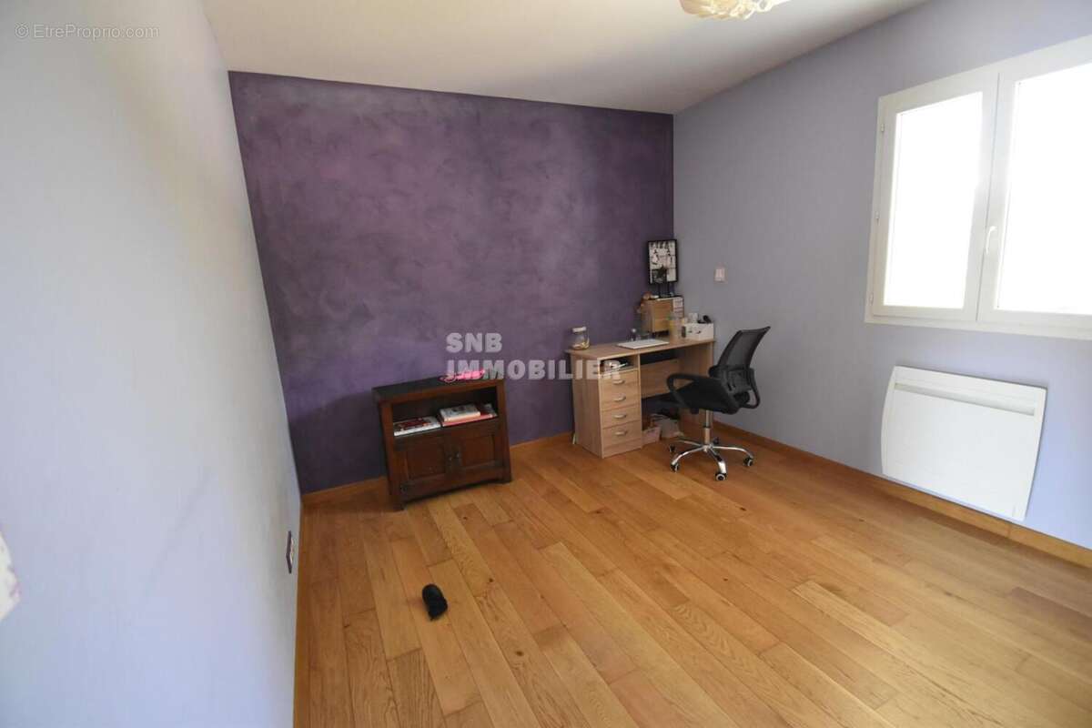 Pavillon plain pied 3 chambres 2 garages - photo 8