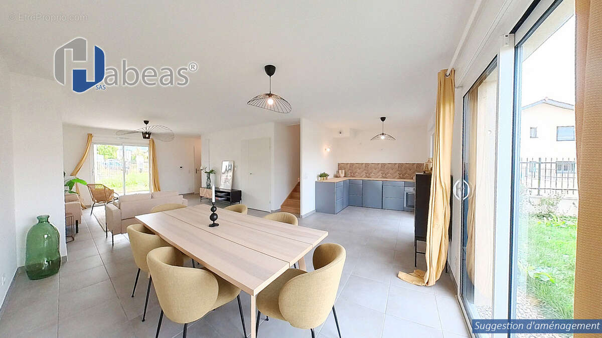 Maison à SAINT-PIERRE-DE-CHANDIEU