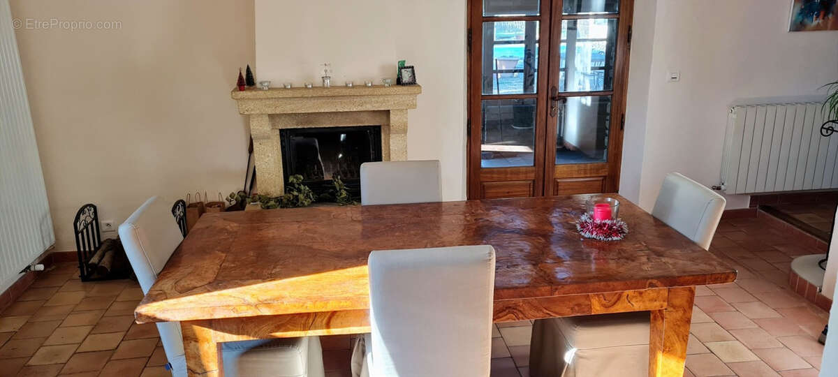 Maison à BOISSET-ET-GAUJAC