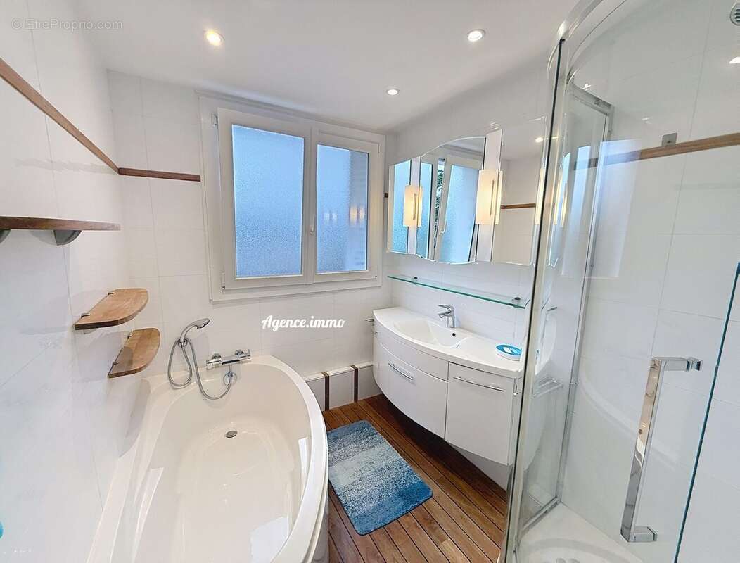 Appartement à JOUE-LES-TOURS