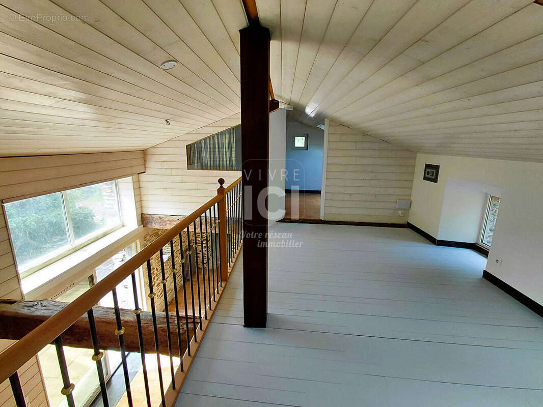 Maison à SAINTE-LUCE-SUR-LOIRE