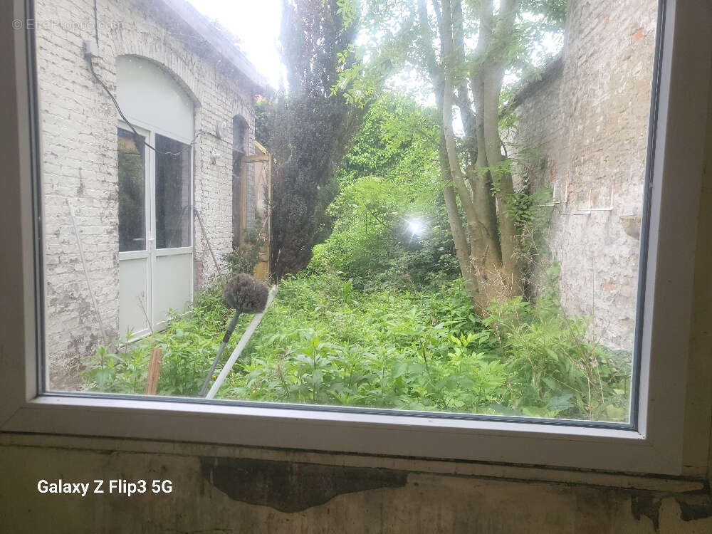 Local commercial 160 m² plus 60 M² jardin - photo 11