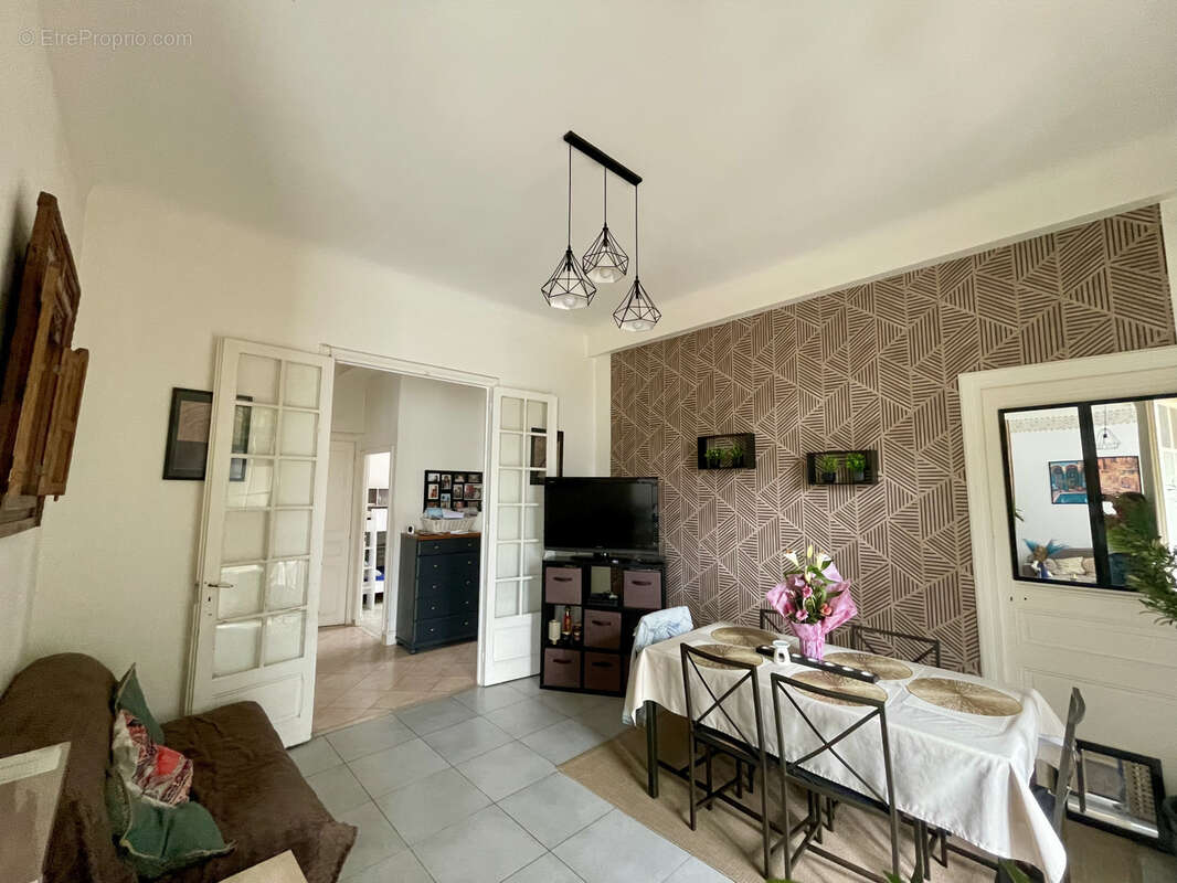 Cimiez - bas de maison avec jardinet - investissement locatif - photo 4
