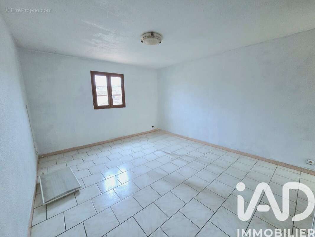 Photo 2 - Appartement à NIMES