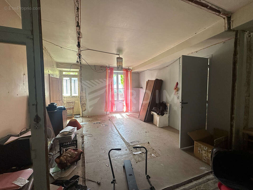Maison à rénover Asquins  150m² - photo 6