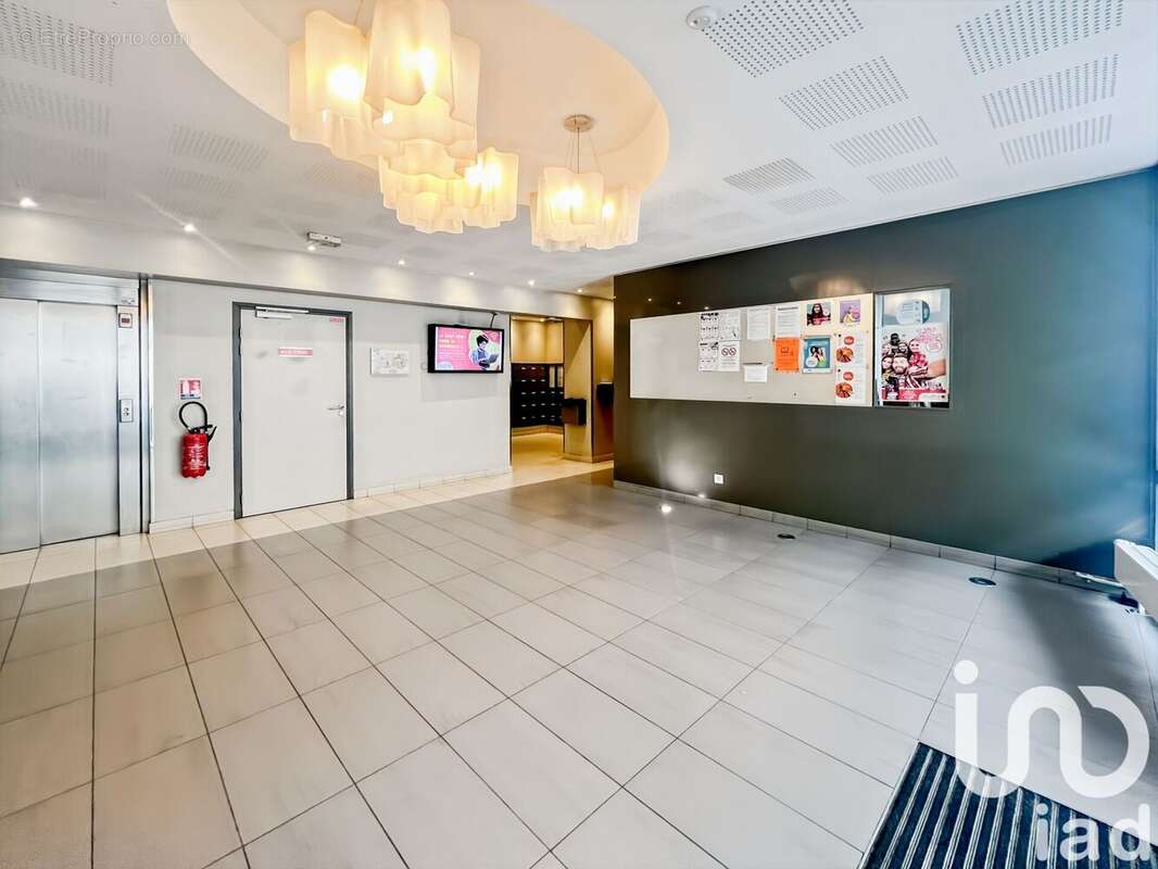 Photo 2 - Appartement à IVRY-SUR-SEINE