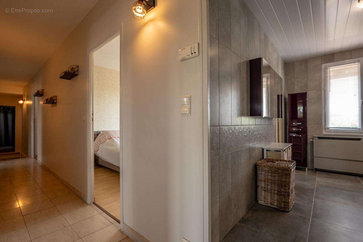 Lieux uniques ® x propriétés privées propose maison de  187 m² sur un terrain de 1295 m² à cellettes (41) - photo 14