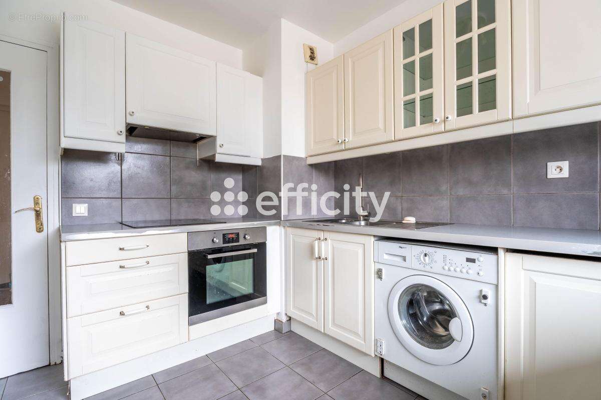 Appartement à LYON-5E