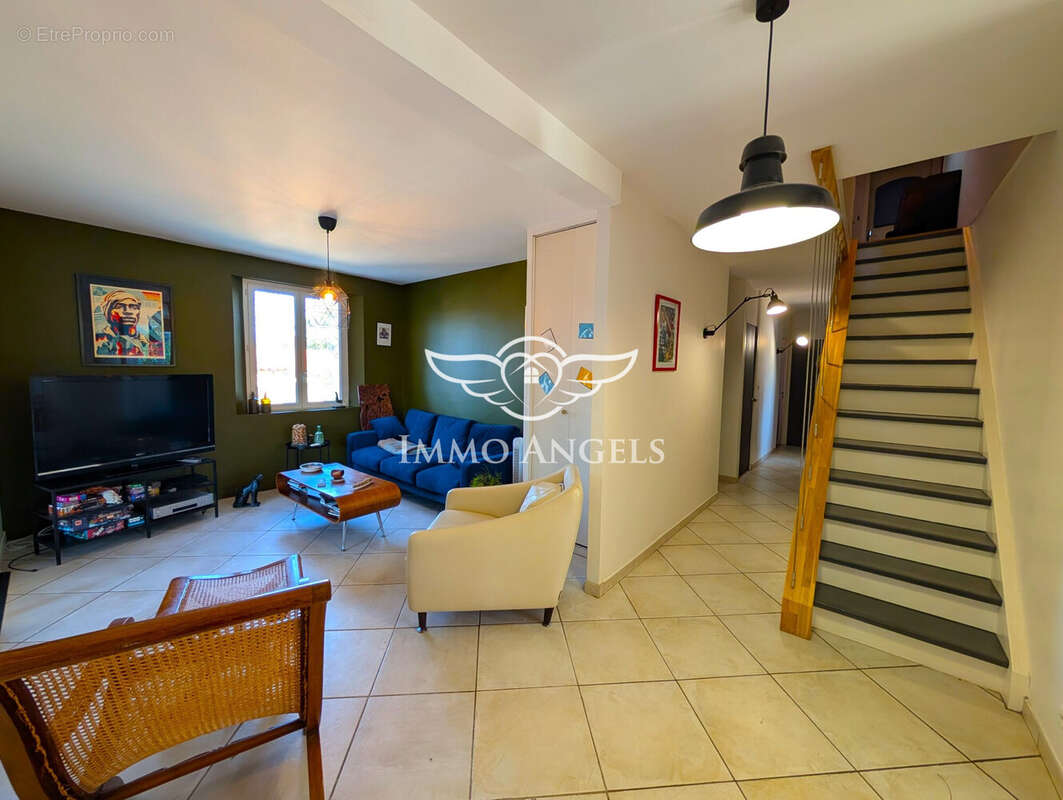 Maison à SAINT-JEAN-DE-VEDAS