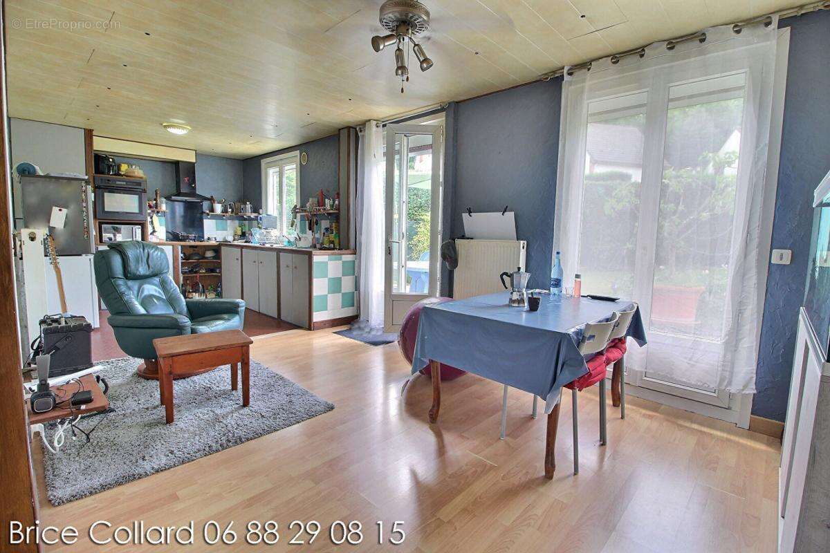 Maison à MONTATAIRE