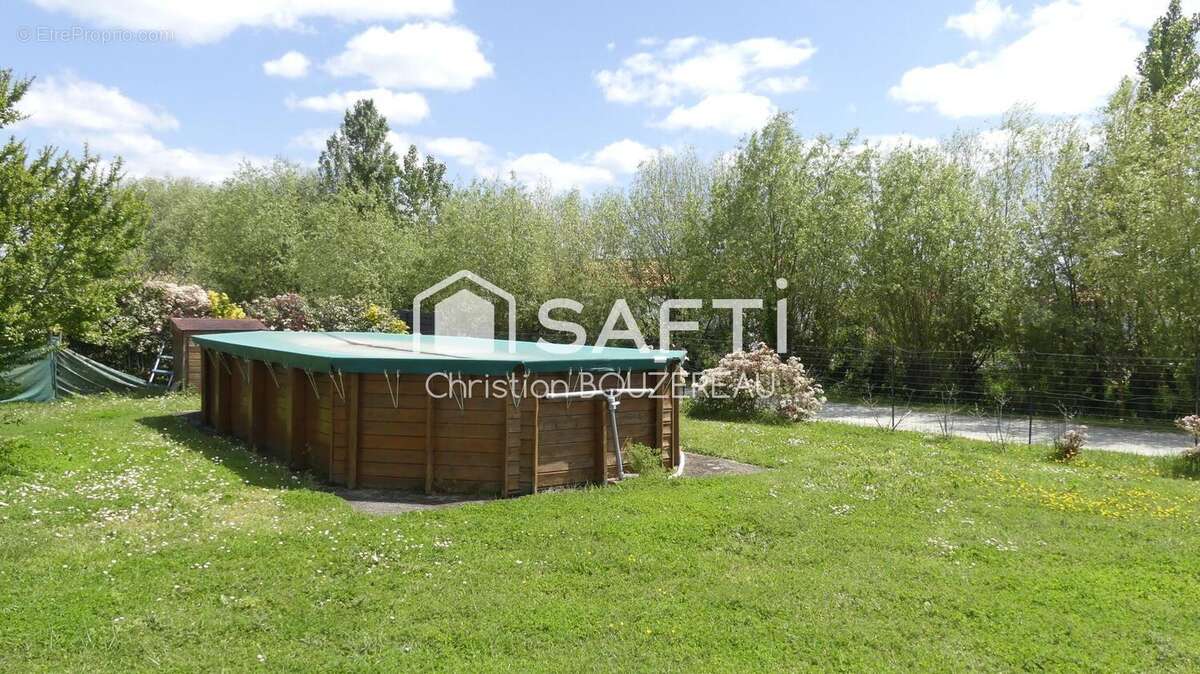 Photo 9 - Maison à LE PERRIER