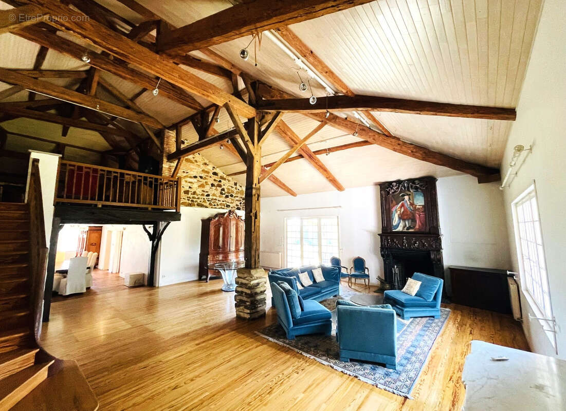 Maison à SAINT-GEOURS-DE-MAREMNE