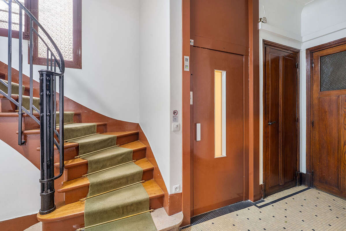 Appartement à PARIS-5E