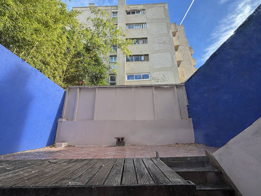 Commerce à MARSEILLE-6E