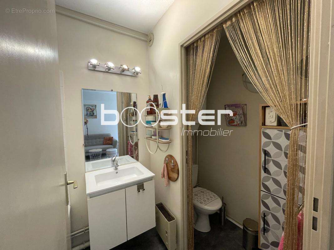 Toulouse 31200 – Beau T1 Bis lumineux avec balcon,et parking privé , au calme proche commodités - photo 5