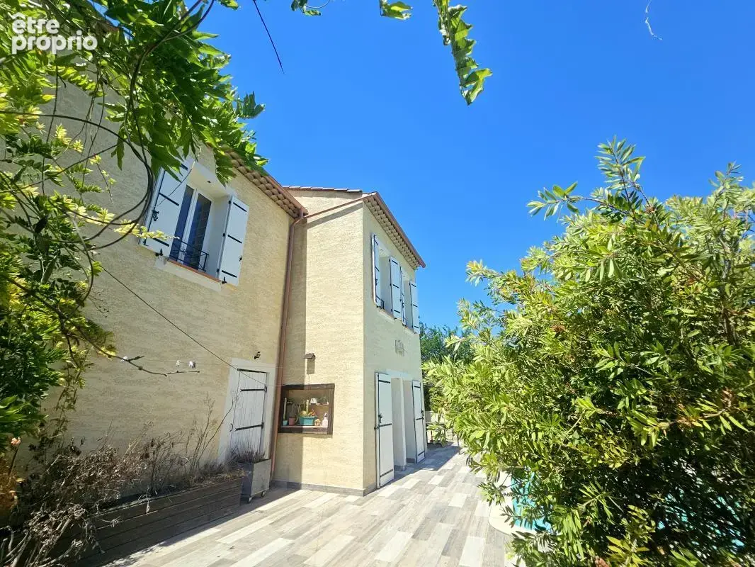 BASTIDE  Rénovée - 190 m²  4 Chambres - terrain clos et arboré de 600 m² avec belle Piscine - photo 19