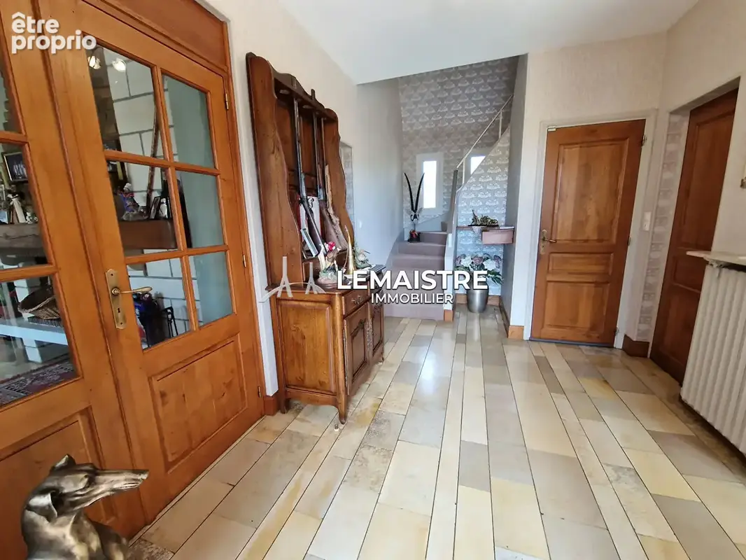Maison à vendre - proche St-Romain - 199 m² - Sous-sol complet - jardin et verger - photo 3