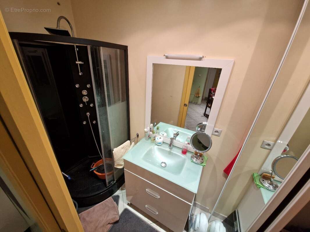 Commerce à CARCASSONNE