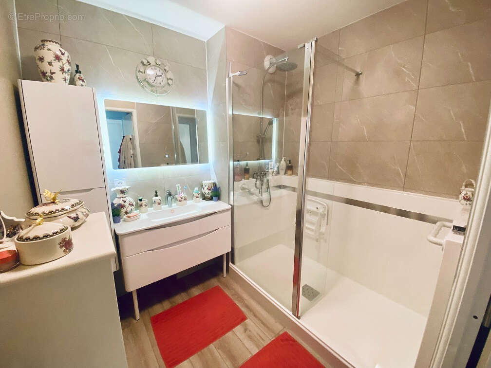 Appartement à CROISSY-BEAUBOURG