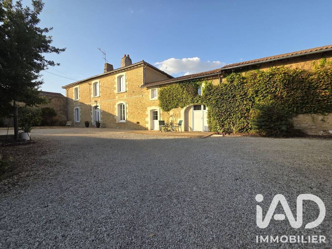 Photo 1 - Maison à SAINTE-VERGE